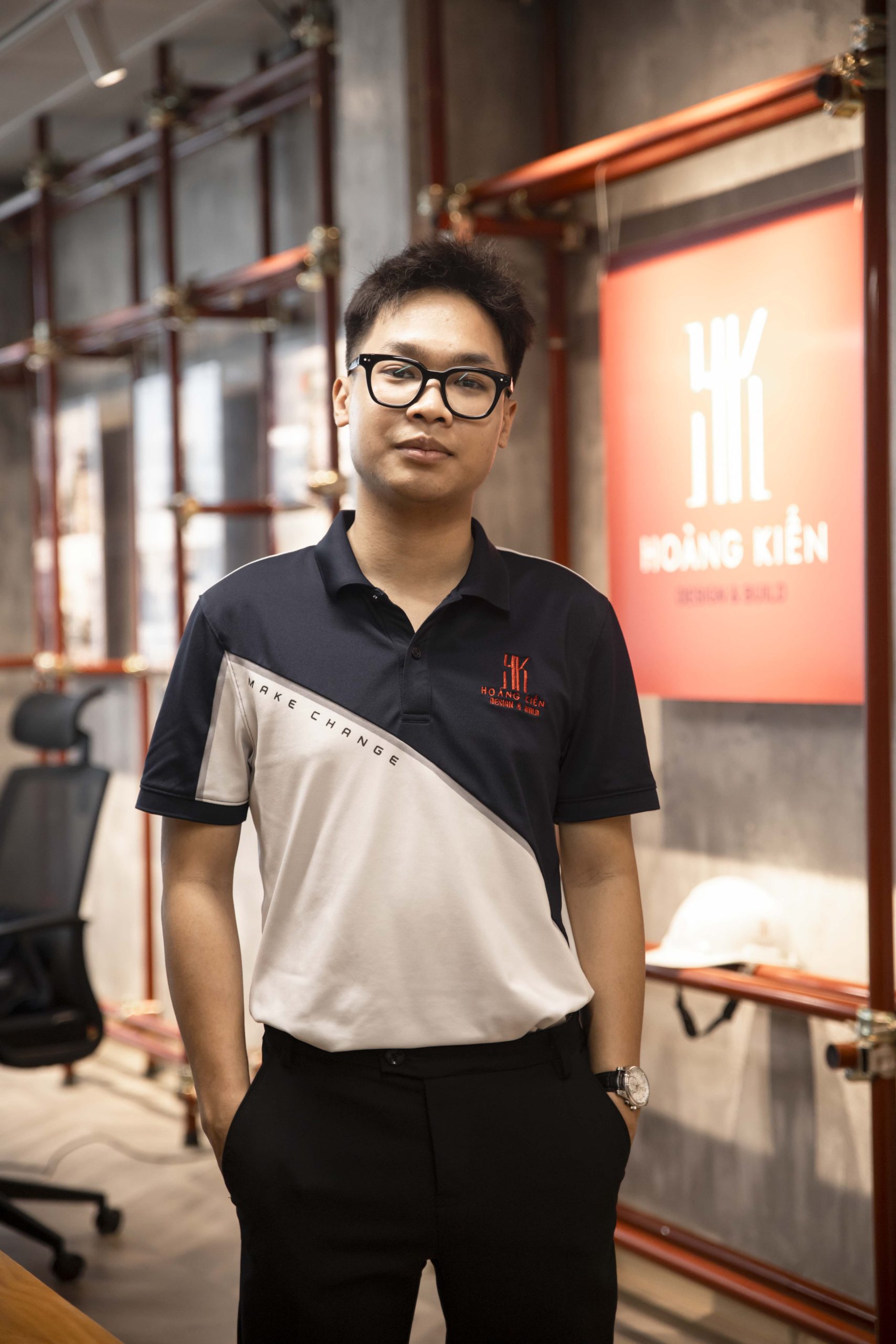 Nội bộ Hoàng Kiến
