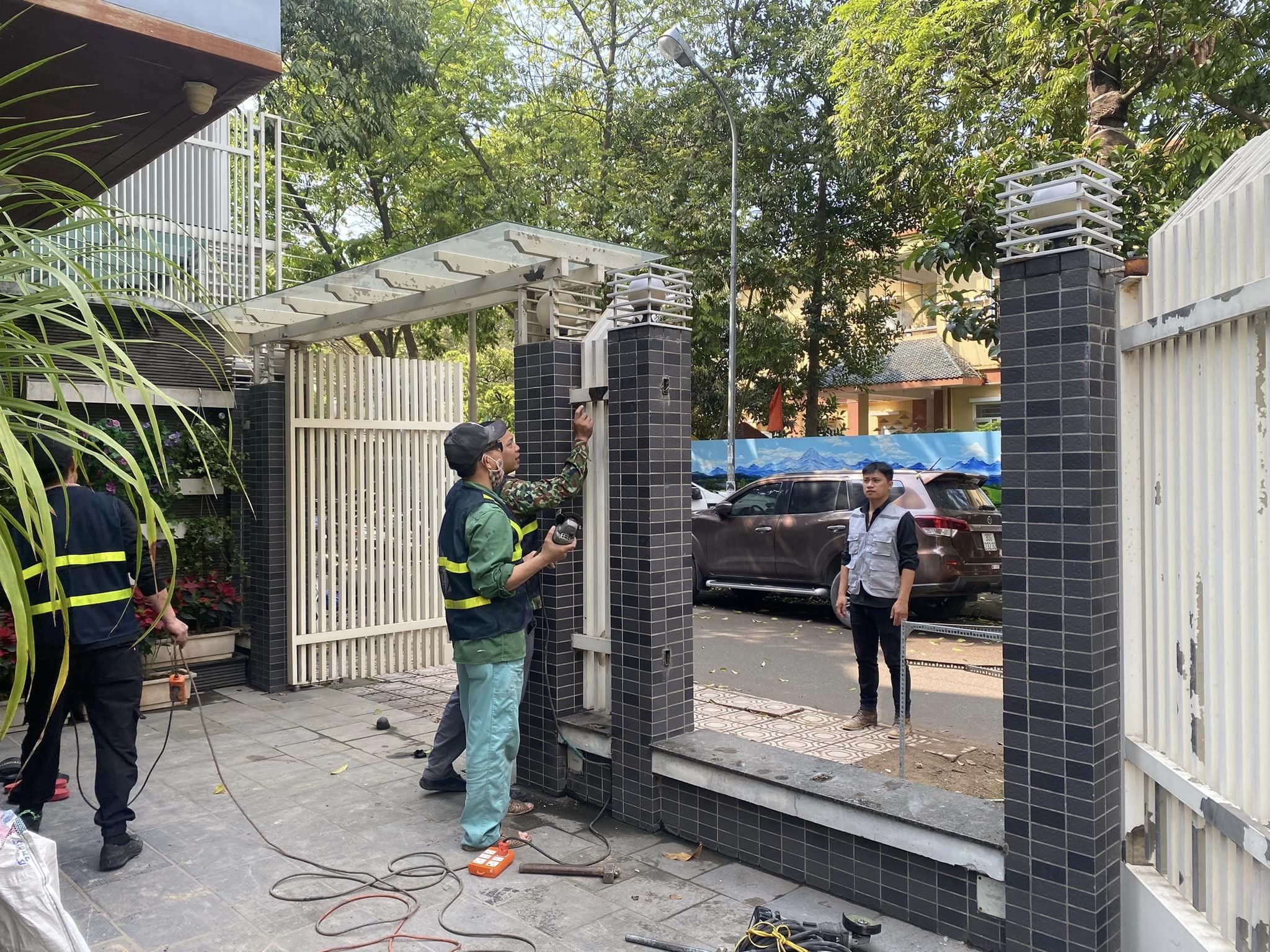 so sánh xây nhà trọn gói với tự xây